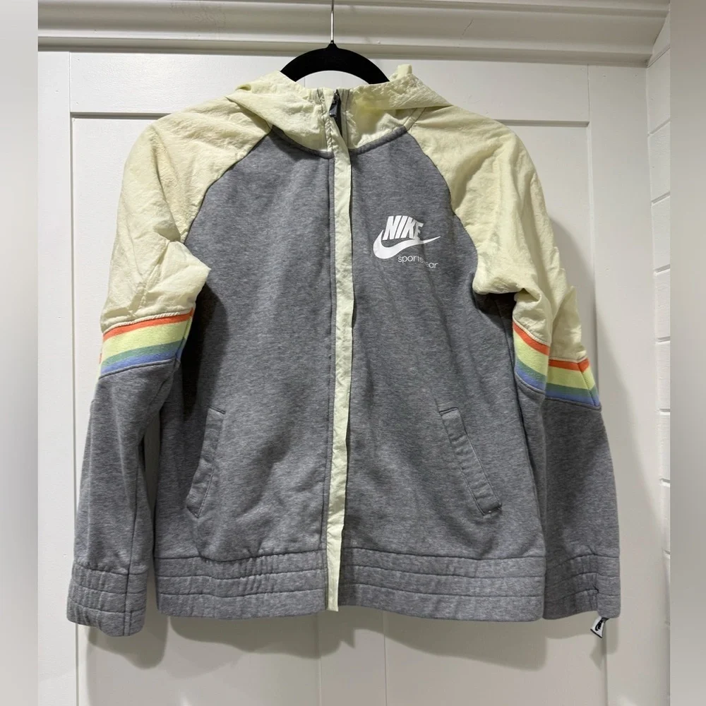 Nike‎ Big Girls Sportswear Heritage Full Zip Jacket